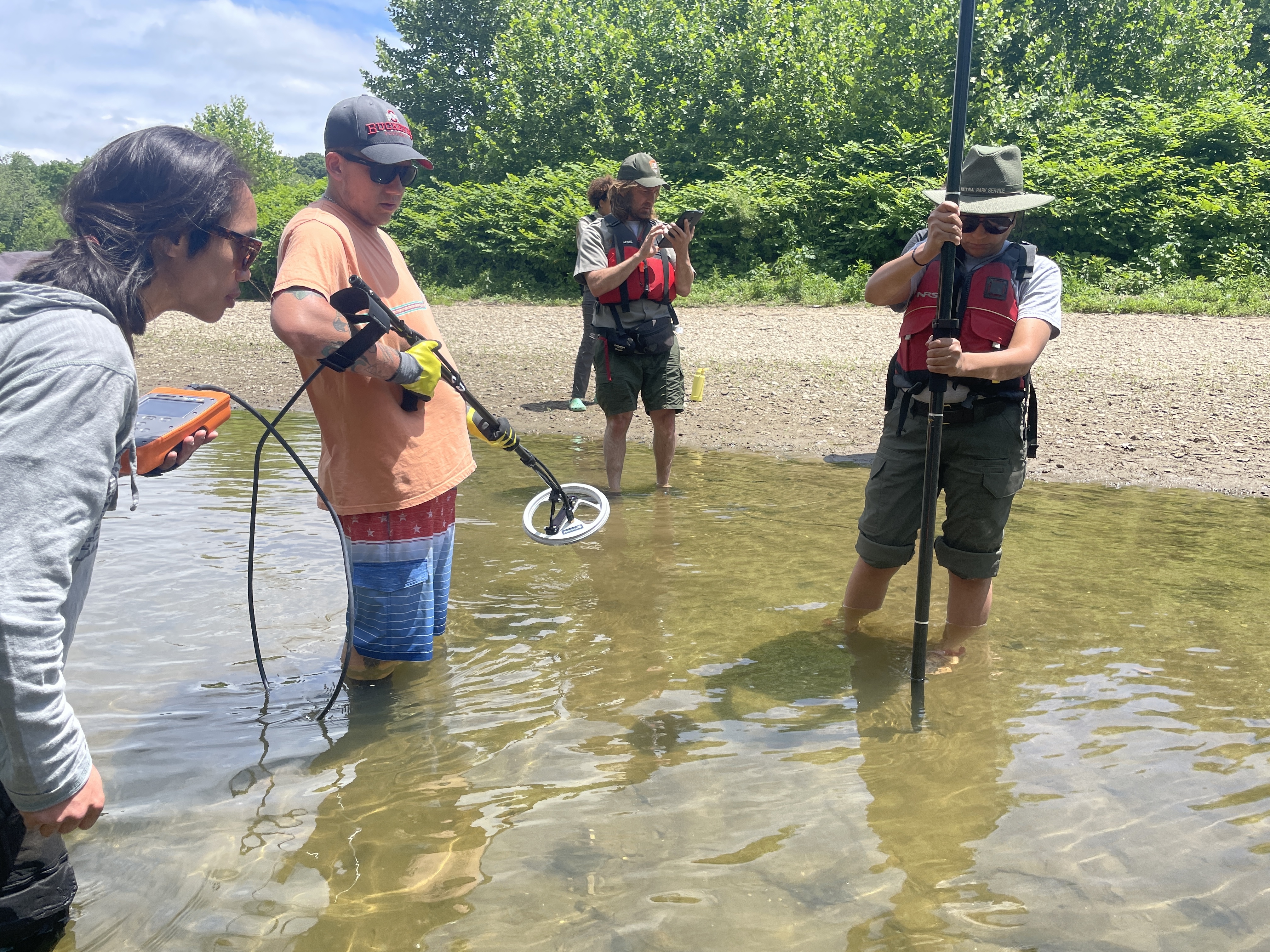 Bringing Freshwater Mussels Back to… | National Park Foundation