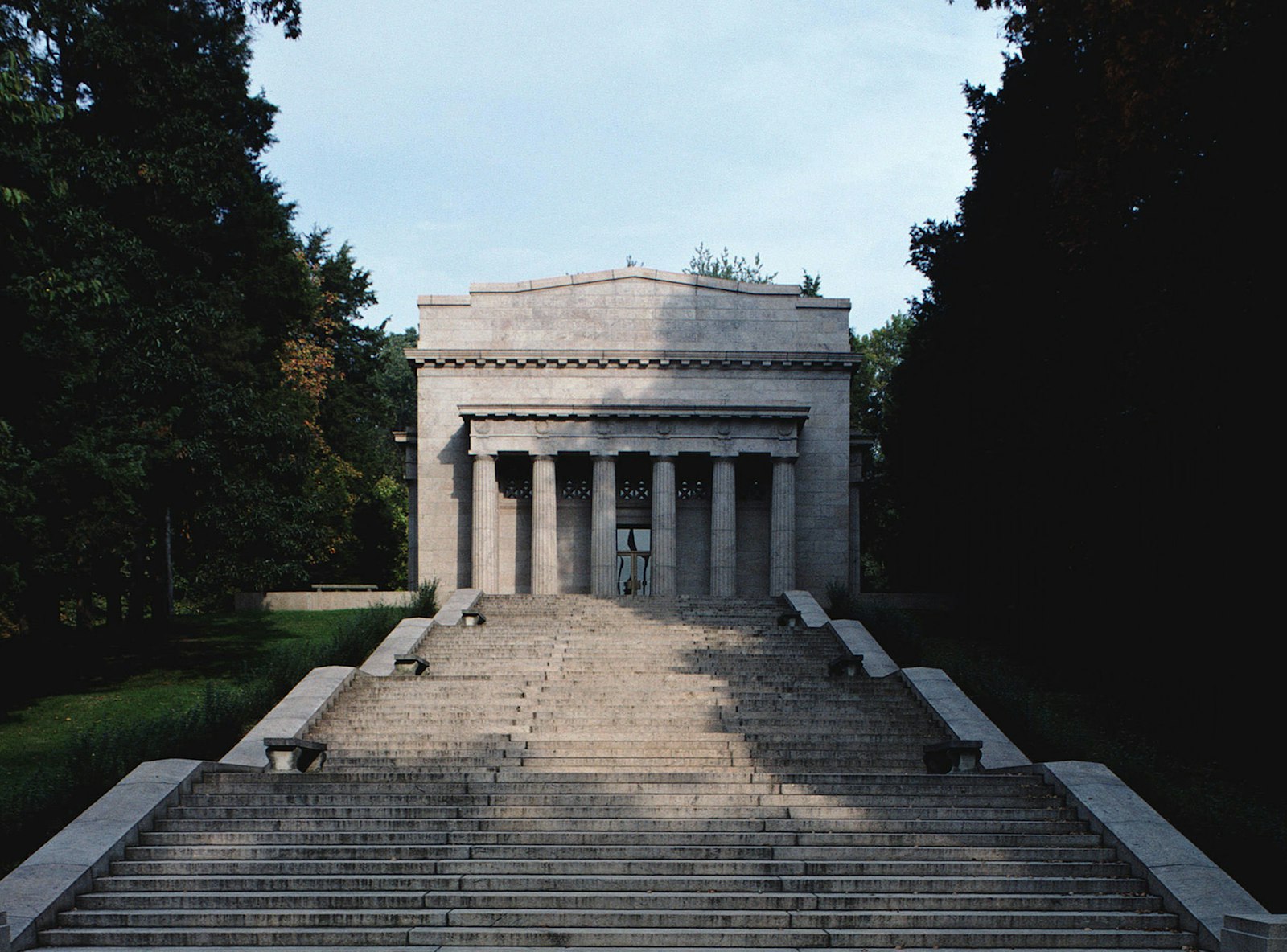 Steps leading to the memorial at Abraham Lincoln's birthplace